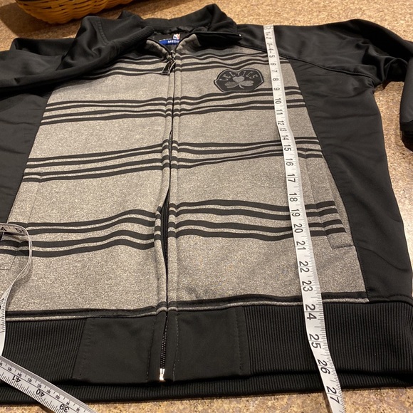 UNK Boston Celtics NBA Gray and Black Medium Zip Up Jacket - Picture 8 of 17